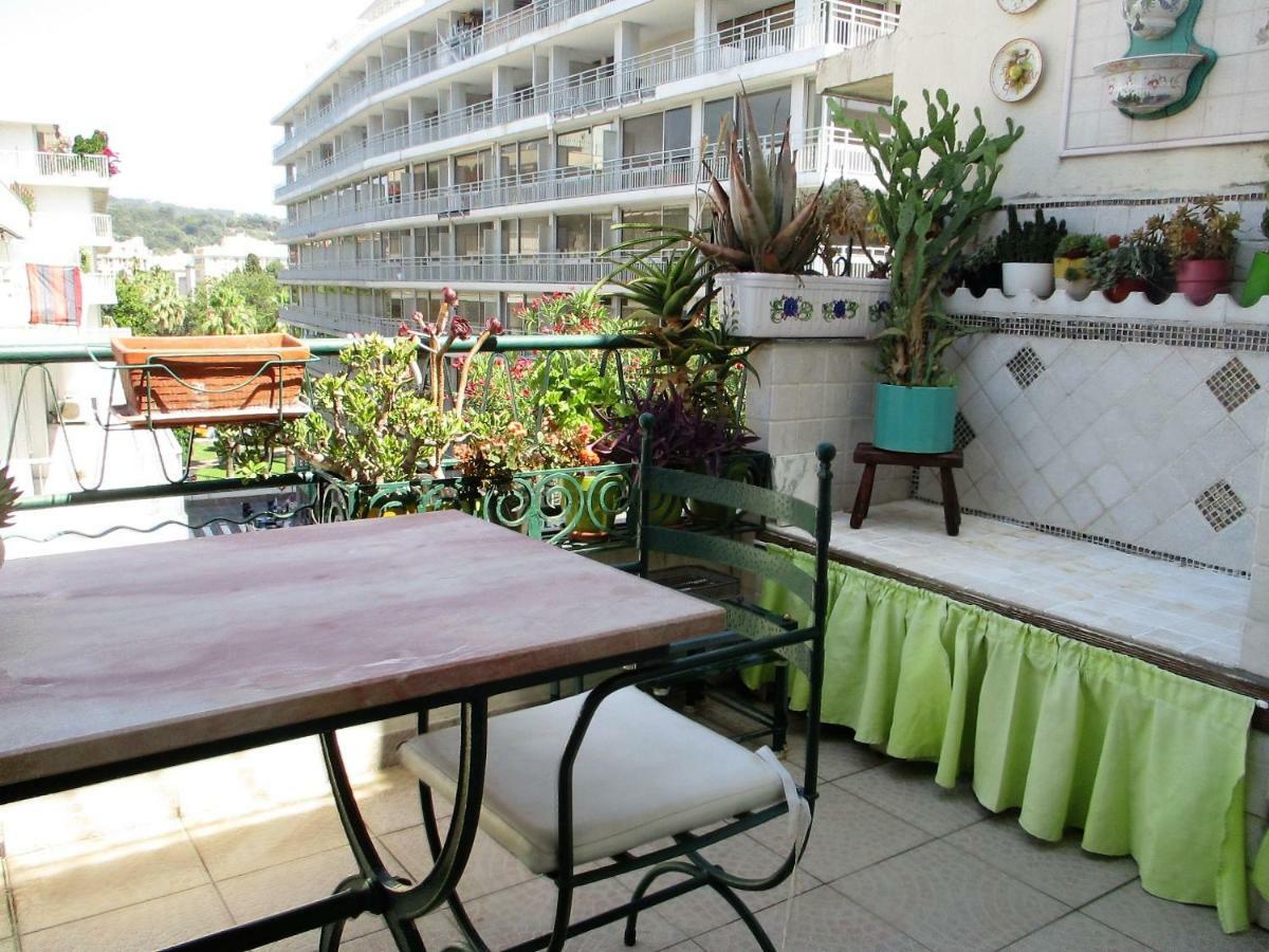 In Rue Halevy Apartamento *