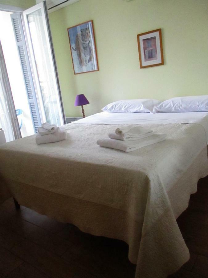 In Rue Halevy Apartamento *